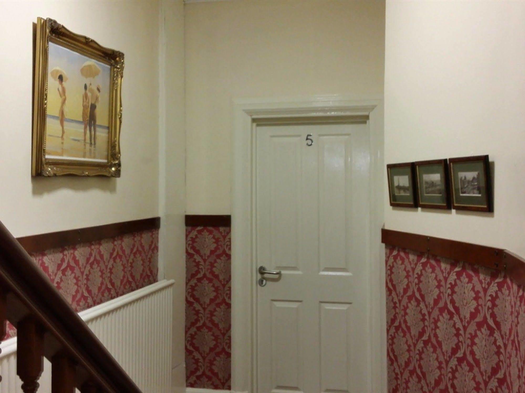 Eden House Bed & Breakfast Blackpool Exterior photo
