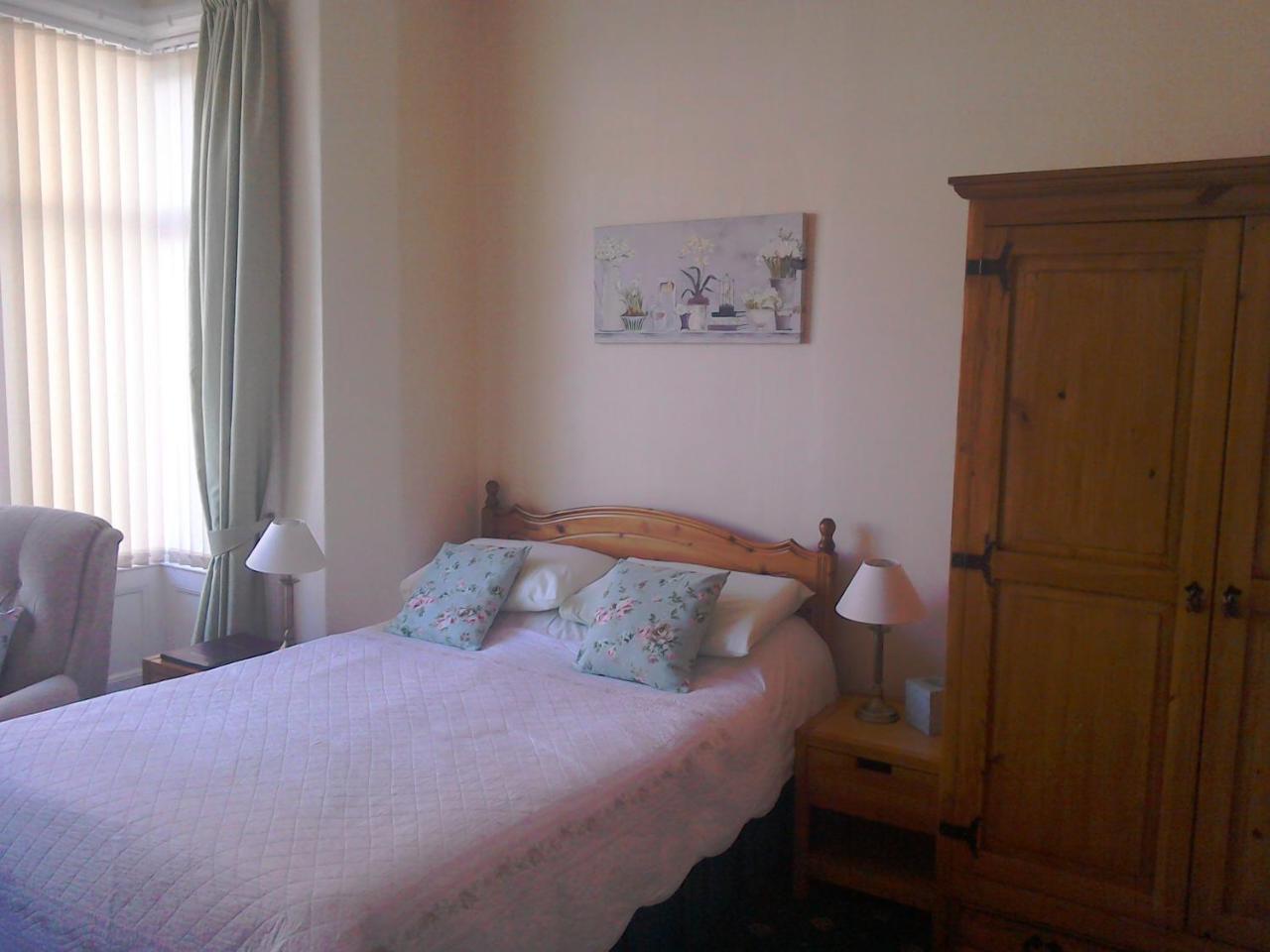 Eden House Bed & Breakfast Blackpool Exterior photo
