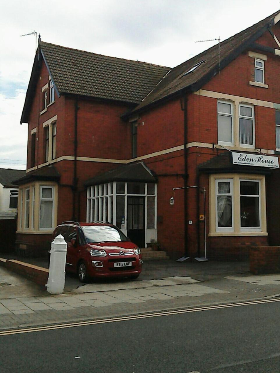 Eden House Bed & Breakfast Blackpool Exterior photo